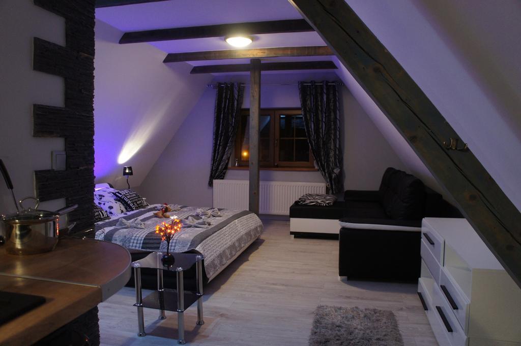 Goralska Osada Karpacz - Apartametny エクステリア 写真